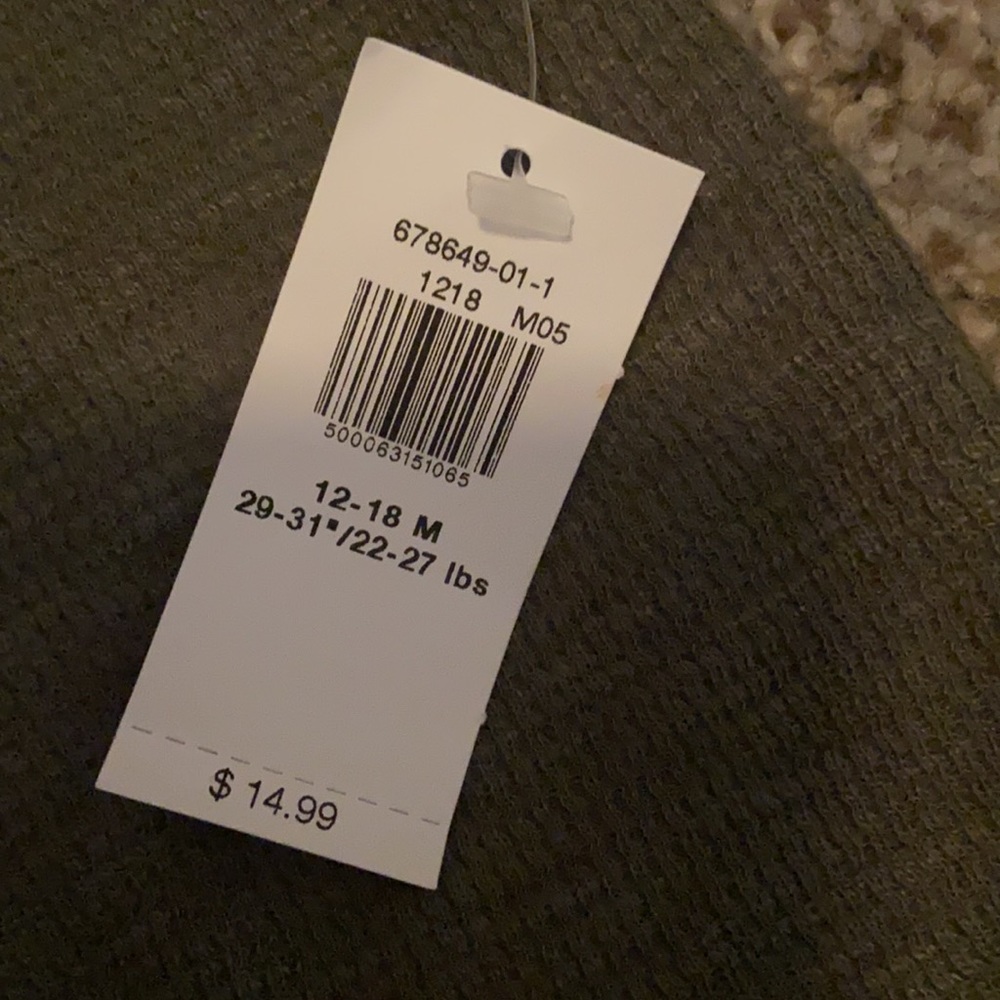 Brand new shirt - Picture 4 of 4